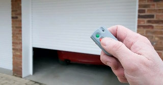 Купить автоматику для рулонных ворот Лобня, цена от 2704 руб.