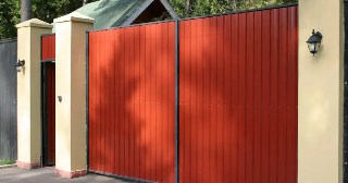 Купить ворота из профнастила Лобня, цена от 4030 руб.